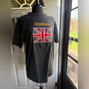 Vintage 80/90s Reebox UK leather logo flag black t-shirt, size large